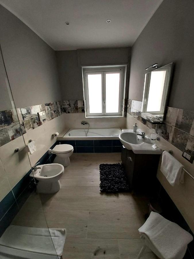 Bed and Breakfast Le Stanze Di Dalia Crotone Exterior foto